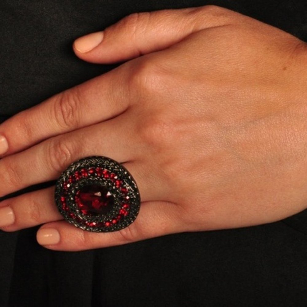 RED HOT STRETCH RING - Picture 4 of 4